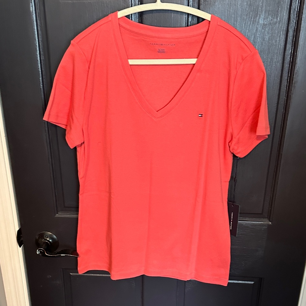 Tommy Hilfiger Women's Coral V-Neck Tee